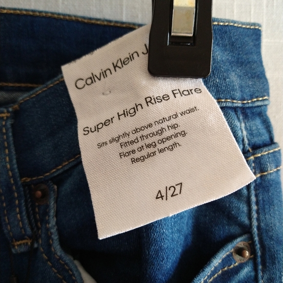 Calvin Klein super high rise flare blue jeans size 4 - Picture 15 of 16